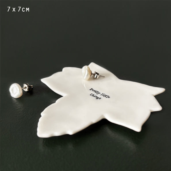 Porcelain Leaf Dish - Pretty Little Things