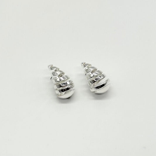 Wired Water Drop Earrings