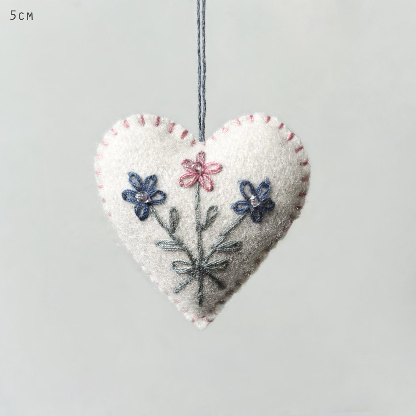 Embroidery Floral Heart-Cream