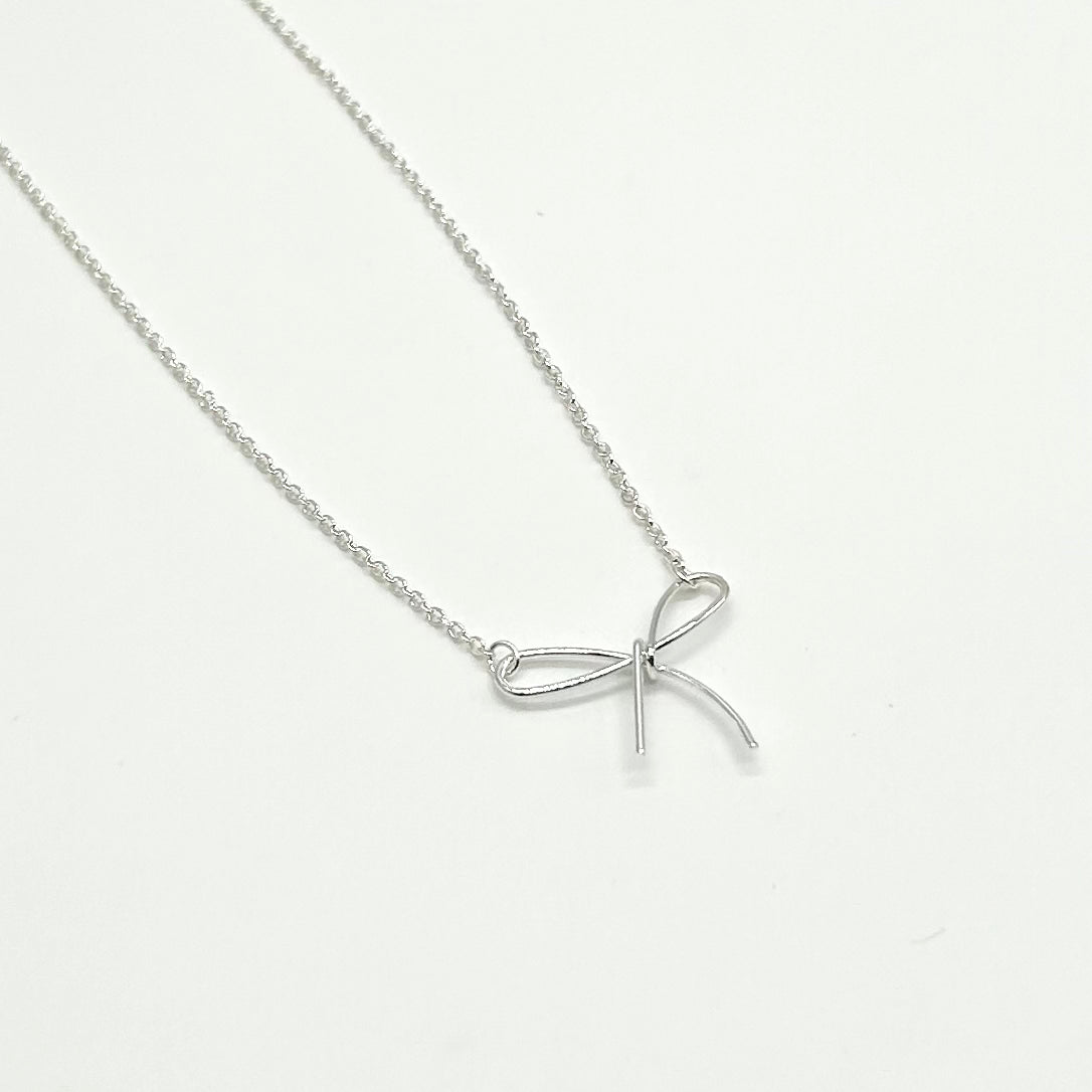 Small Ribbon Pendant Necklace