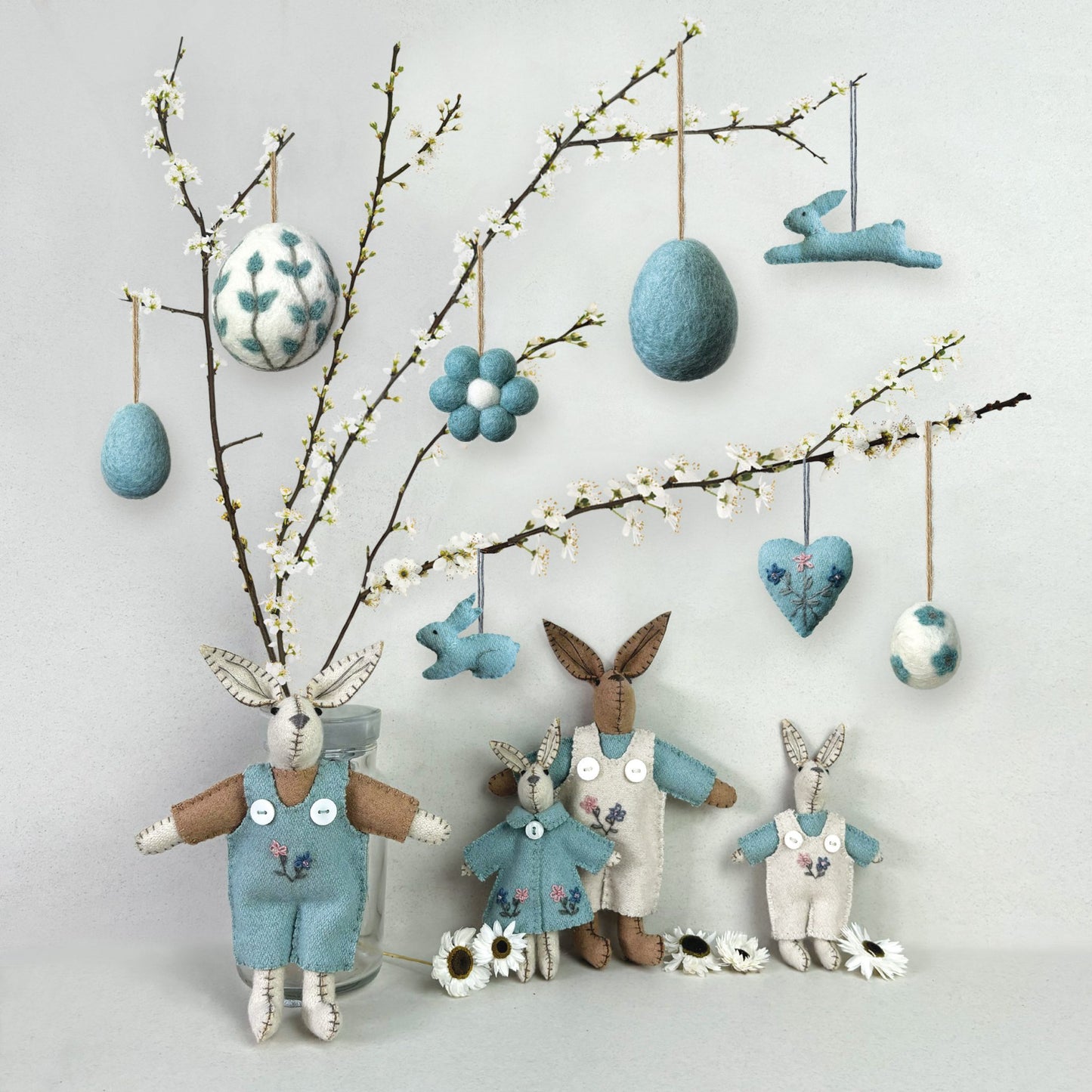 Small Hanging Leaping Rabbit-Blue